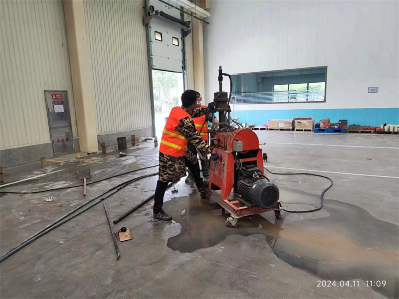 虹口厂房地面下沉塌陷注浆加固施工